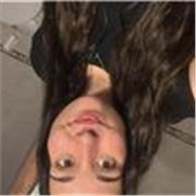 Educadora social da clases de refuerzo escolar