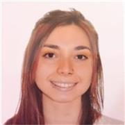 Graduada en Filología Clásica y en Enseñanza de Español como Lengua Extranjera.