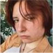 Nauczycielka języka angielskiego prowadzi zajęcia dla wszystkich