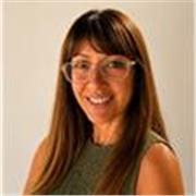 Profesora de matemática con más de 15 años de experiencia.