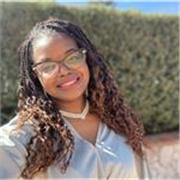  Hello everyone! I'm Helena, a certified English tutor with a C1 Cambridge English qualification. I'm passionate about helping you