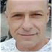 Profesor nativo de inglès imparte clases a niños y adultos de todos niveles
