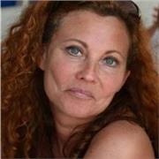 Insegnante diploma magistrale impartisce lezioni di tutte le discipline scuola elementare e media, compresa lingua inglese