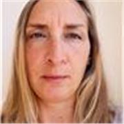 Soy una persona apasionada por la enseñanza, con un enfoque cercano, práctico y adaptado a cada alumno.