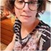 Ragazza laureata in storia dell'arte offre lezioni private