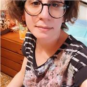 Ragazza laureata in storia dell'arte offre lezioni private