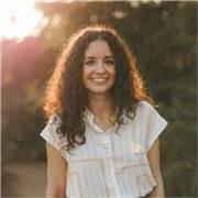 Profesora de Marketing y Comunicación con más de 15 años de experiencia en el sector, imparte clases online y presencial.