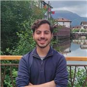 Profesor de Filosofía con formación por la Universidad de Navarra, apto para todas las edades y niveles