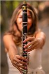 Clases de clarinete: Profesora superior de clarinete imparte docencia del instrumento desde etapas iniciales hasta superiores, med