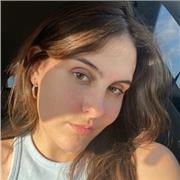 Profesora de apoyo de ESO de forma online