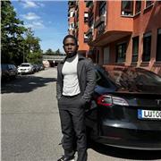 Les enfants ont une tête facile à apprendre une langue et surtout s’ils en trouvent de l’intérêt