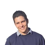 Graduado del Conservatorio da clases de Batería