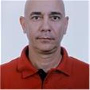 Profesor titular de Biología con más de 20 años de experiencia, con doctorado en Biología desde 2021