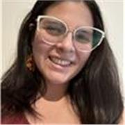 Profesora de Lengua Castellana y Literatura, con 7 años de experiencia en el apoyo educativo y social a jóvenes y adultos