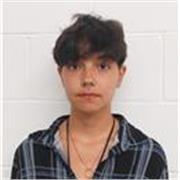 Joven de 21 años imparte clases de castellano, catalán, o si es necesario puedo estar cuidando a sus hijos, niños de  5-10 años 