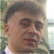 Tengo el profesional de trompeta y estoy capacitado para enseñar a personas con nivel elemental/profesional sobre música