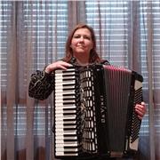 MÚSICA , INSTRUMENTO ACORDEÓN Profesora titulada de Acordeón. ( teclas mano derecha)