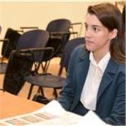 Laureata in Italianistica offre ripetizioni di Letteratura italiana a ragazzə delle scuole superiori e studentə dell'Università. 