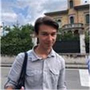 Insegnante privato Milano studente di fisica, chimica, matematica e altre materie scientifiche per adolescenti fino ai 16 anni