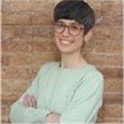 Profesora de francés, español y catalán para todas las edades (niveles básicos e intermedios).