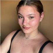 Soy una chica de 20 años, estoy estudiando una carrera de psicología y tengo el título de bachillerato científico.