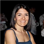 Leggerezza, competenza e passione sono le parole che contraddistinguono la mia persona.