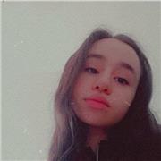 Studentessa all'ultimo anno di liceo linguistico