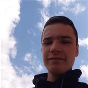 Étudiant en CPGE à Toulouse. J'ai passé mon baccalauréat en 2022 et je peux apporter mon aide dans les matières scientifiques