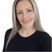 Profesora de apoyo escolar a niños entre los 3 y 6 años