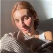 Psicóloga y profesora especializada en atención temprana. C2 de inglés y experiencia de +5 años. 