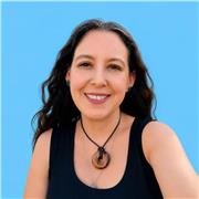 Profesora de apoyo escolar con especialidad en Inglés y lenguaje pre básica y básica 1° ciclo