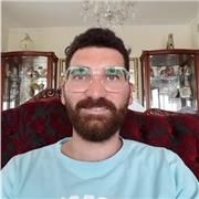 profesor de lengua árabe por todos los edades. Además profesor de lengua inglés por los niños