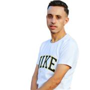 انا مدرس منزلي ، ادرس اللغة العربية للاطفال او تلاميد 
 الابتدائي او البالغين كدلك