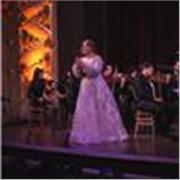 Je suis chanteuse Coach vocale et chef de choeur je fait des cours de chants