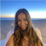 Persona muy simpática, con ganas y le puedo dar clases a cualquier persona, aunque me suelo llevar muy bien con niños