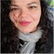 Profesora de educación media con el grado de licenciatura
