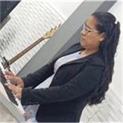 Enseñanza de familia, piano básico..acordes y escala