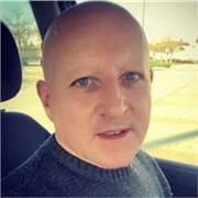 Insegnante di teoria musicale e basso elettrico