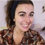 Studentessa universitaria, facoltà di scienze dell'educazione, disponibile per ripetizioni in diverse materie e aiuto compiti per elementari, medie e superiori
