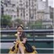 Profesora de Lenguaje que imparte desde lo auditivo como reconocimiento por los hemisferios