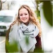 Englisch- und Wirtschaftsnachhilfe von empathischer Masterstudentin