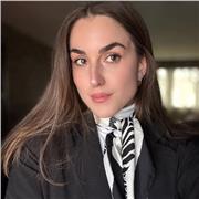 Cerchi un giovane che ti aiuti con i compiti e con le ripetizioni di inglese? Una persona pratica, smart e veloce? Eccomi!