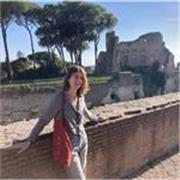 Offro ripetizioni di inglese, francese e tedesco. Sono madrelingua in inglese e francese.