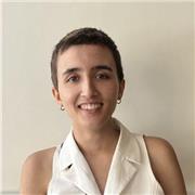Profesora de dibujo artístico imparte clases particulares a niños y niñas de todas las edades