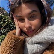 ¡Hola soy Carlota!, alumna de segundo de bachillerato (ciencias sociales) y ofrezco clases particulares de matemáticas