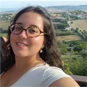 Diplomata al Liceo Scientifico - opzione Scienze Applicate e appena immatricolata alla facoltà di Architettura