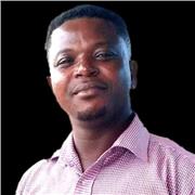 Coding teacher providing sound teaching in the understanding of programming concepts for absolute beginners