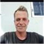 Profesor nativo y titulado con gran experiencia, imparto clases online y presencial.