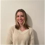 I offer private lessons directed to those who are looking to improve their English. 