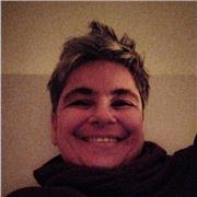 J'aime enseigner le français à des personnes étrangères